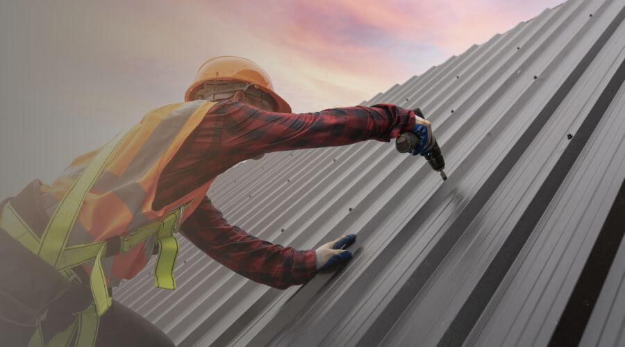 Professional residential roofers in Vaiden, MS